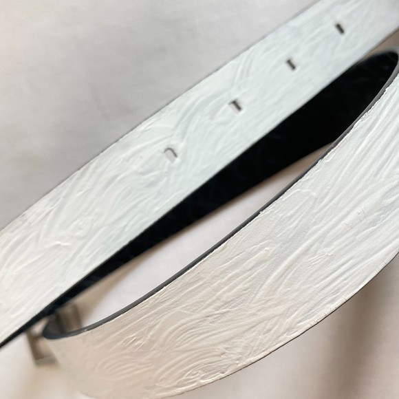 Calvin Klein Belt Reversable Fashion Black Logo Tooled White Brush Stroke Print - Picture 2 of 16